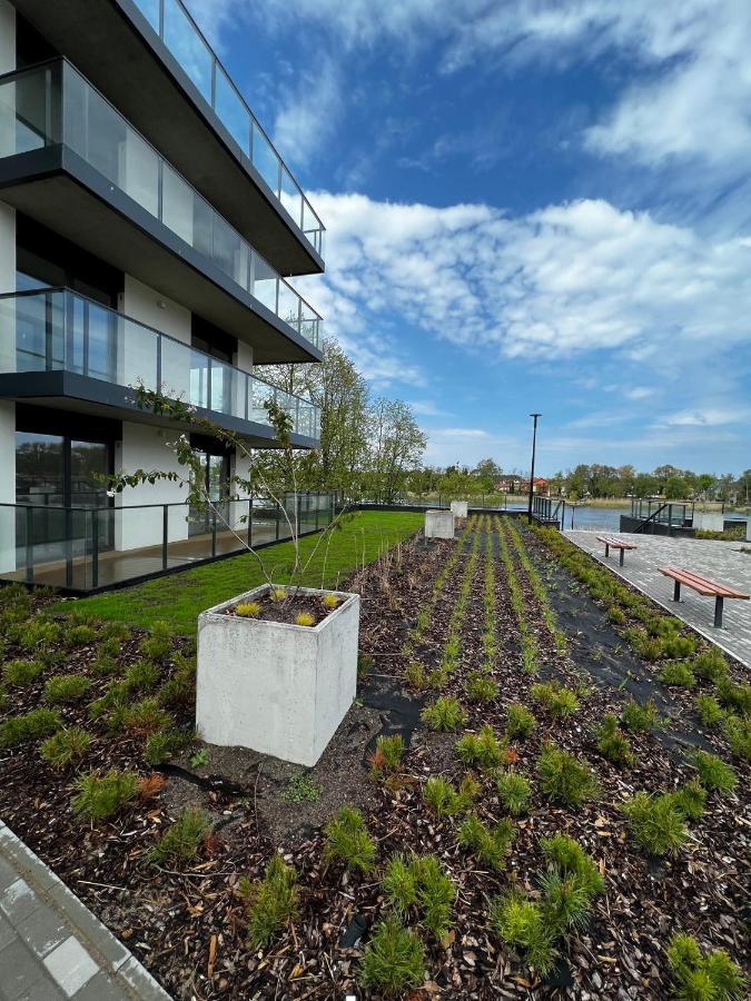 Green Apartament Dziwnow Exterior photo