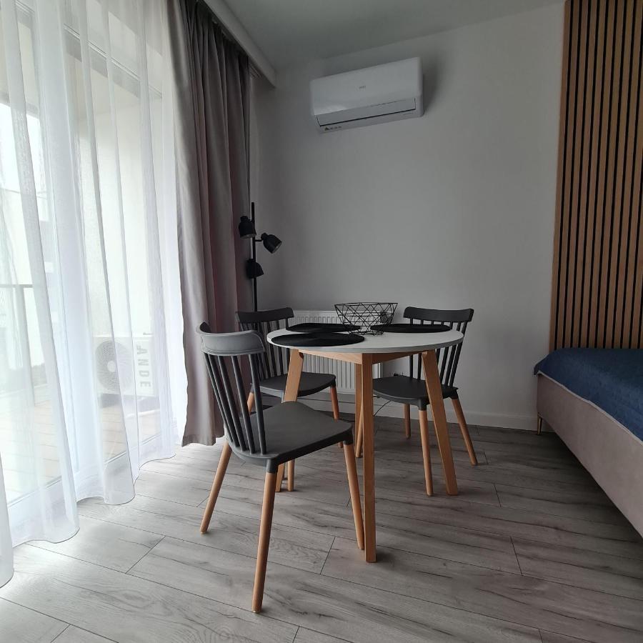 Green Apartament Dziwnow Exterior photo